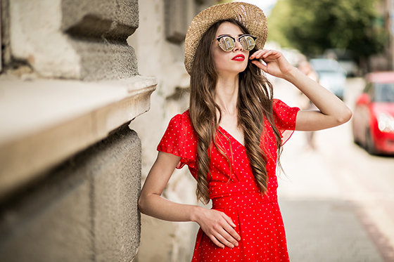 Moonlit Mystery: Vampire and Werewolf-Themed Adult Costume Ideas